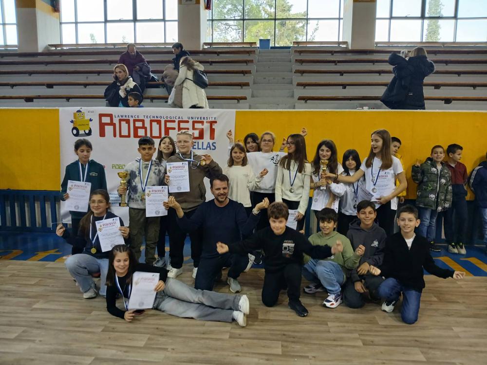 Χρυσό και ασημένιο μετάλλιο για τις ομάδες μας στο RoboFest Hellas 2026